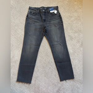 NWT Old Navy Boyfriend Grey Jeans with raw hem and rips. Size 4 Women’s